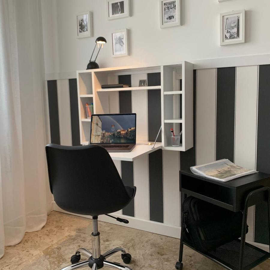 Holidays Apartment Toti To Fulfill Your Wishes Местре Экстерьер фото