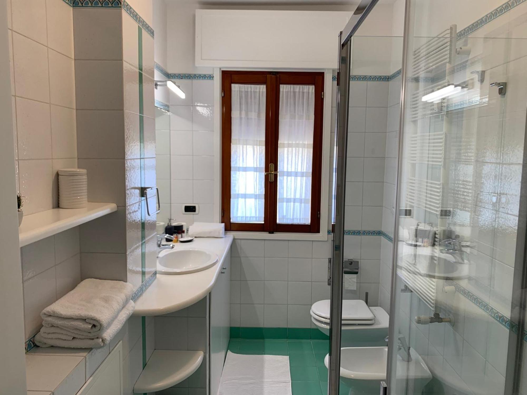Holidays Apartment Toti To Fulfill Your Wishes Местре Экстерьер фото