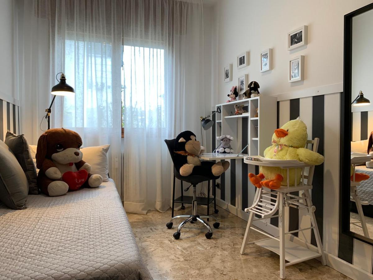 Holidays Apartment Toti To Fulfill Your Wishes Местре Экстерьер фото