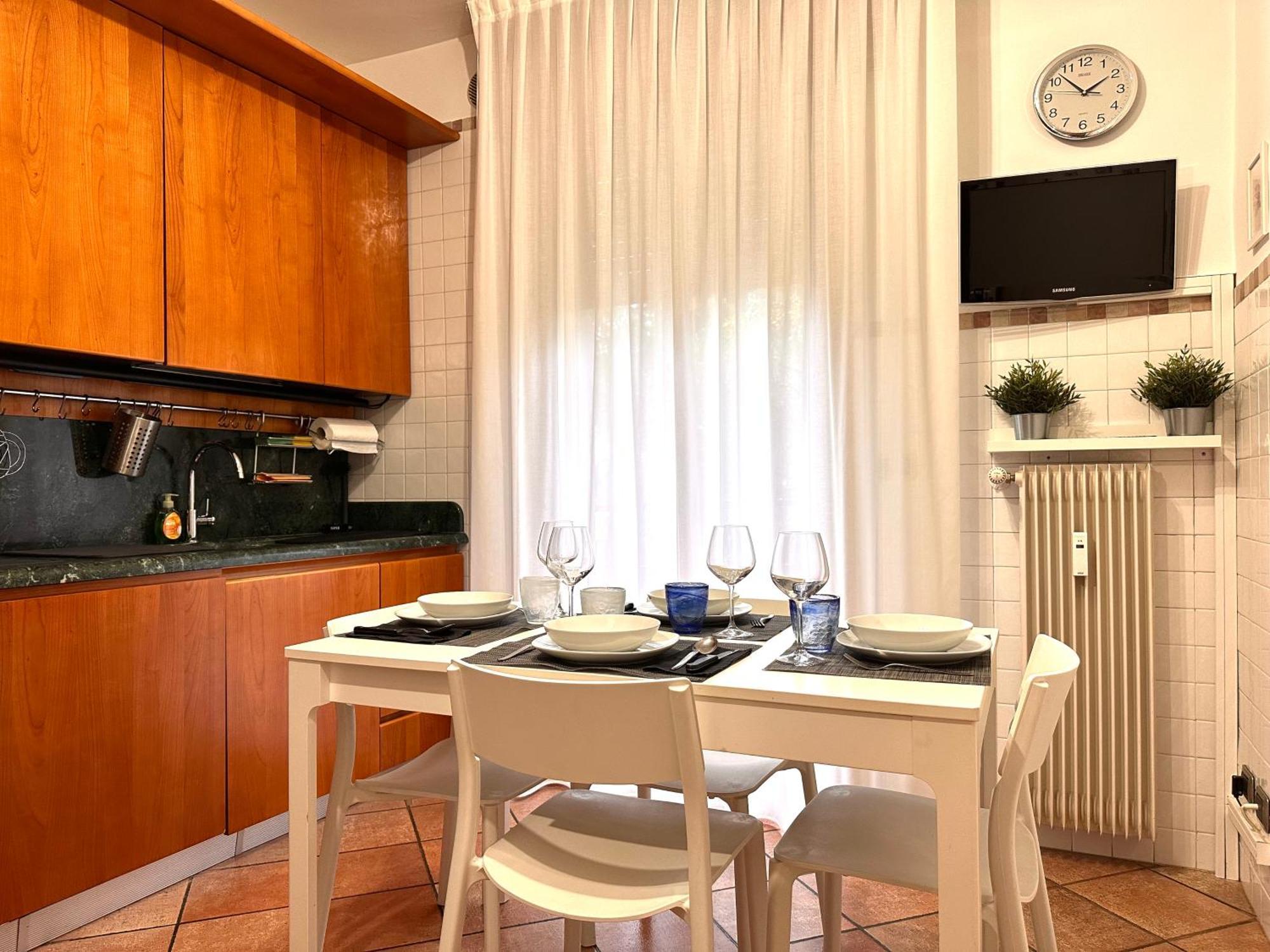 Holidays Apartment Toti To Fulfill Your Wishes Местре Экстерьер фото